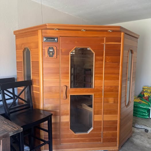 Cedrus Infrared Corner Sauna